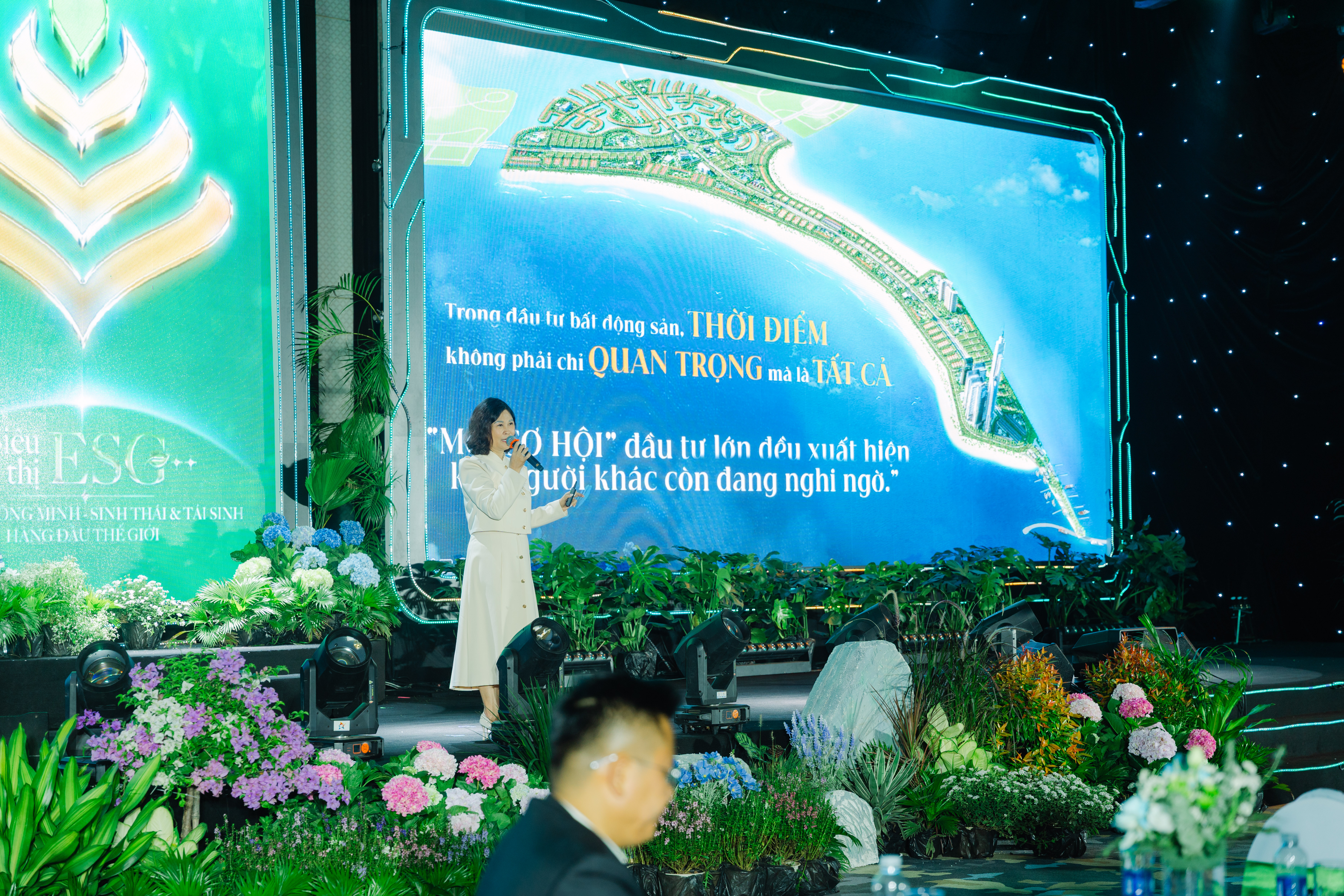 VINHOMES GREEN PARADISE: KHAI MỞ THẺ XANH ĐẶC QUYỀN – ĐỊNH DANH CƯ DÂN TOÀN CẦU