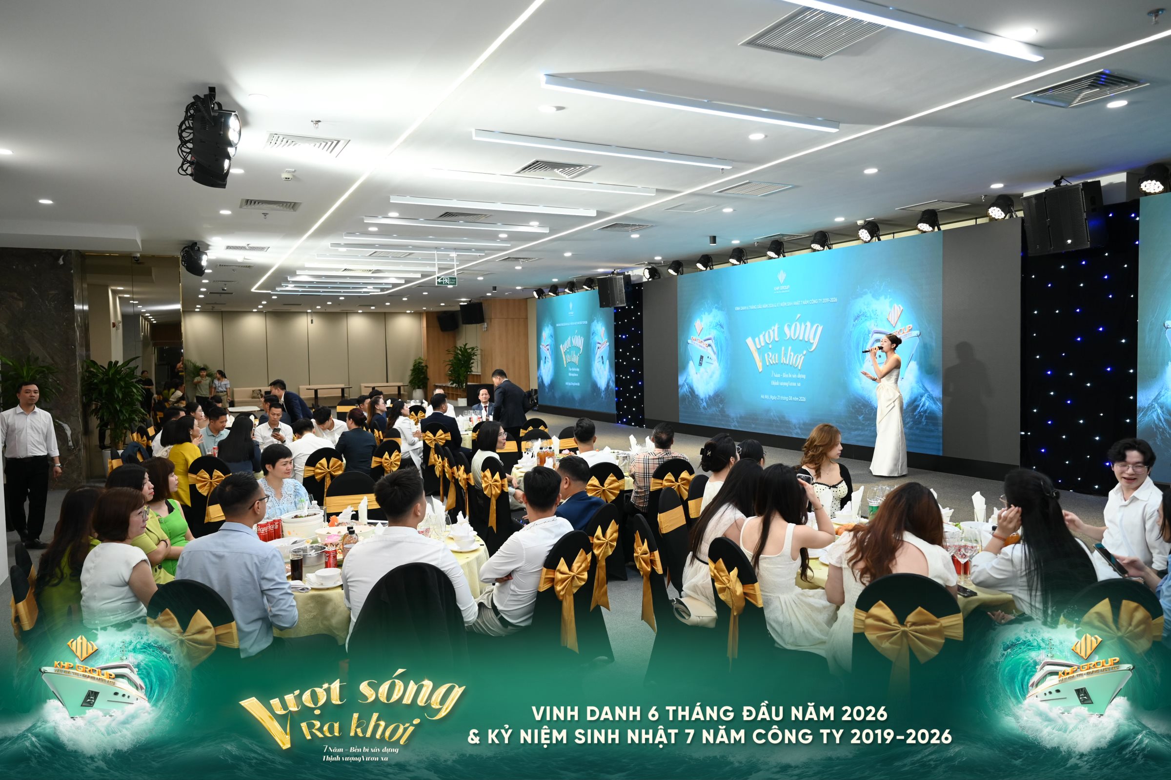 Toàn cảnh chương trình kỷ niệm 7 năm thành lập KHP GROUP với sự tham gia của nhân sự công ty